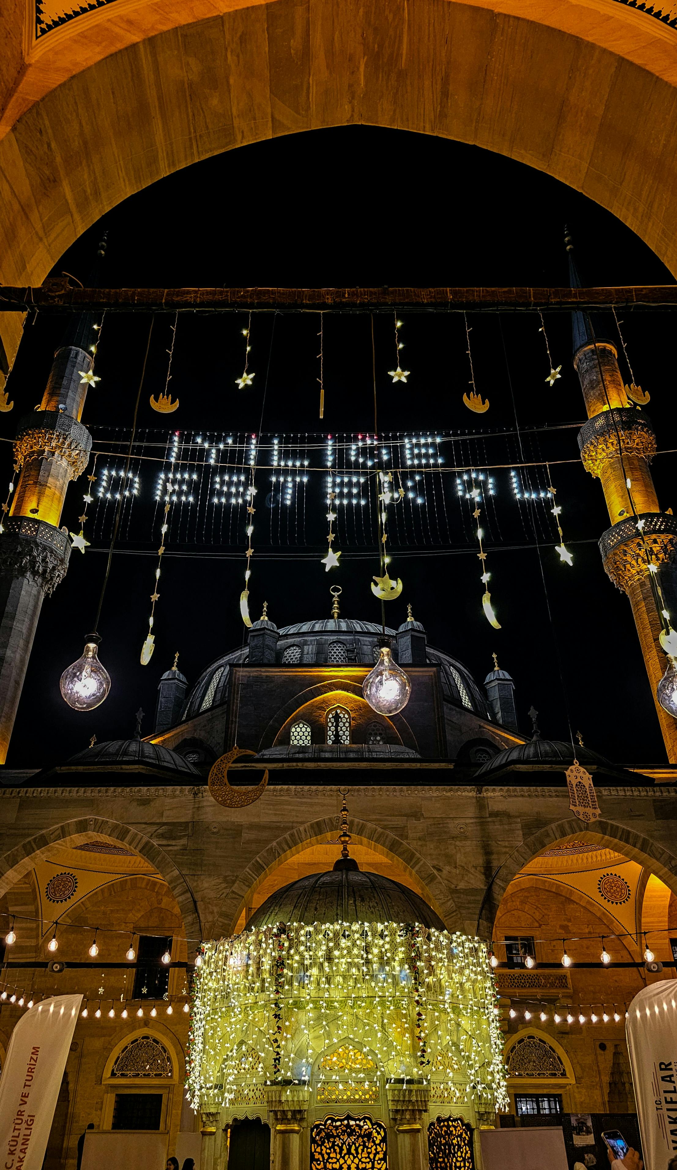 Photo by Sema Nur - https://www.pexels.com/@semanur