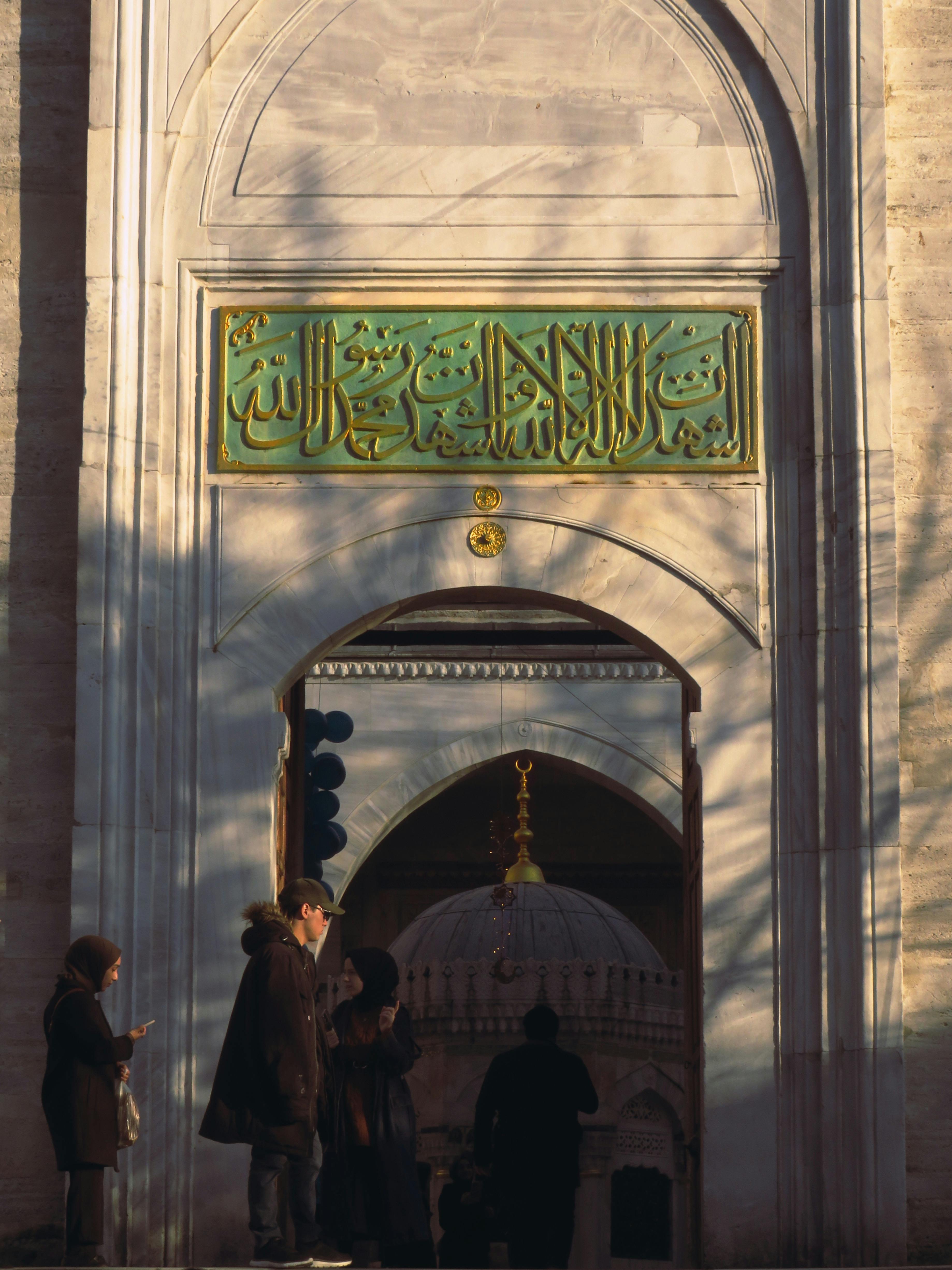 Photo by sevde - https://www.pexels.com/@sevde-775001824