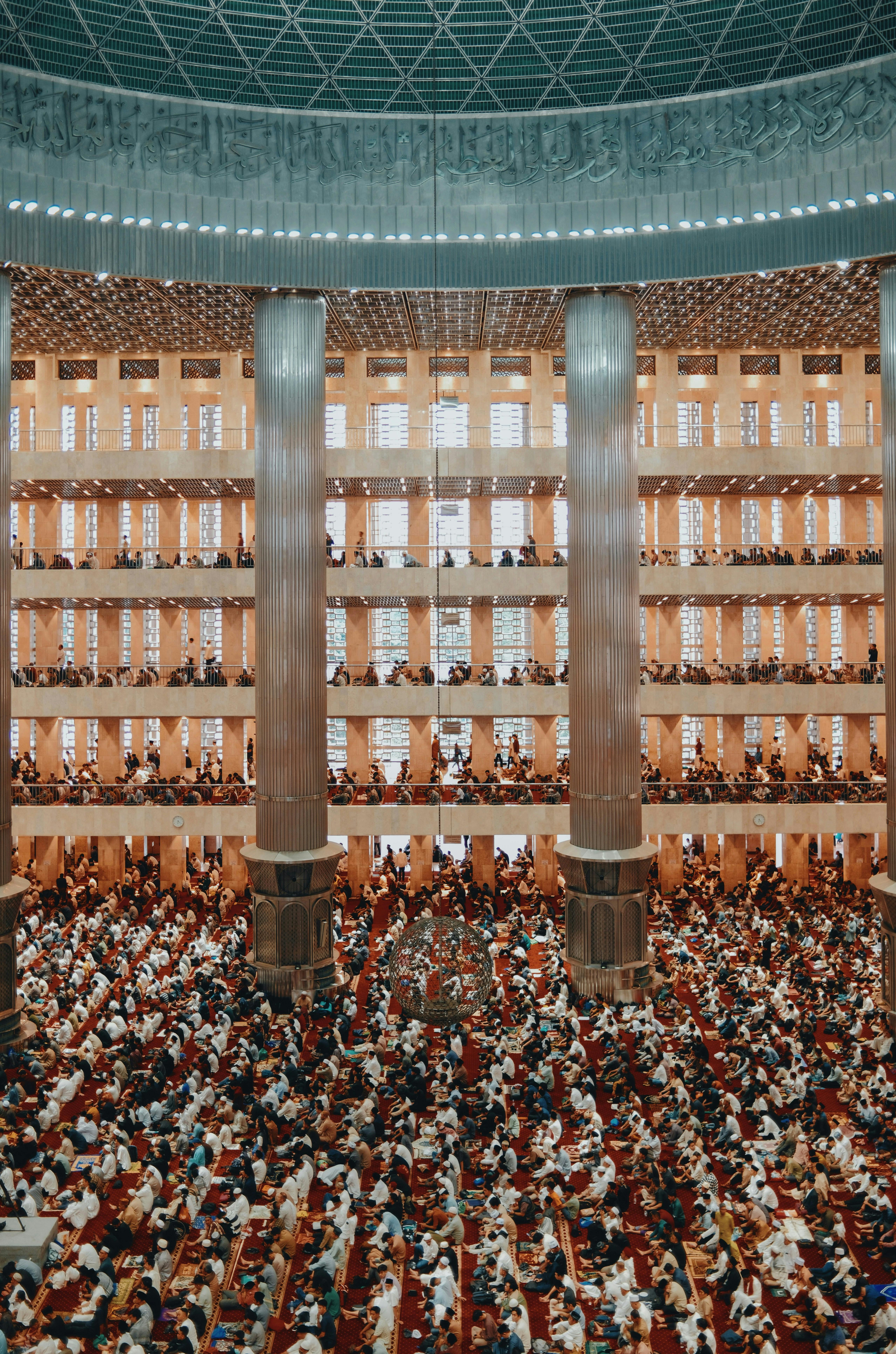 Photo by Mohammed Alim - https://www.pexels.com/@apyfz