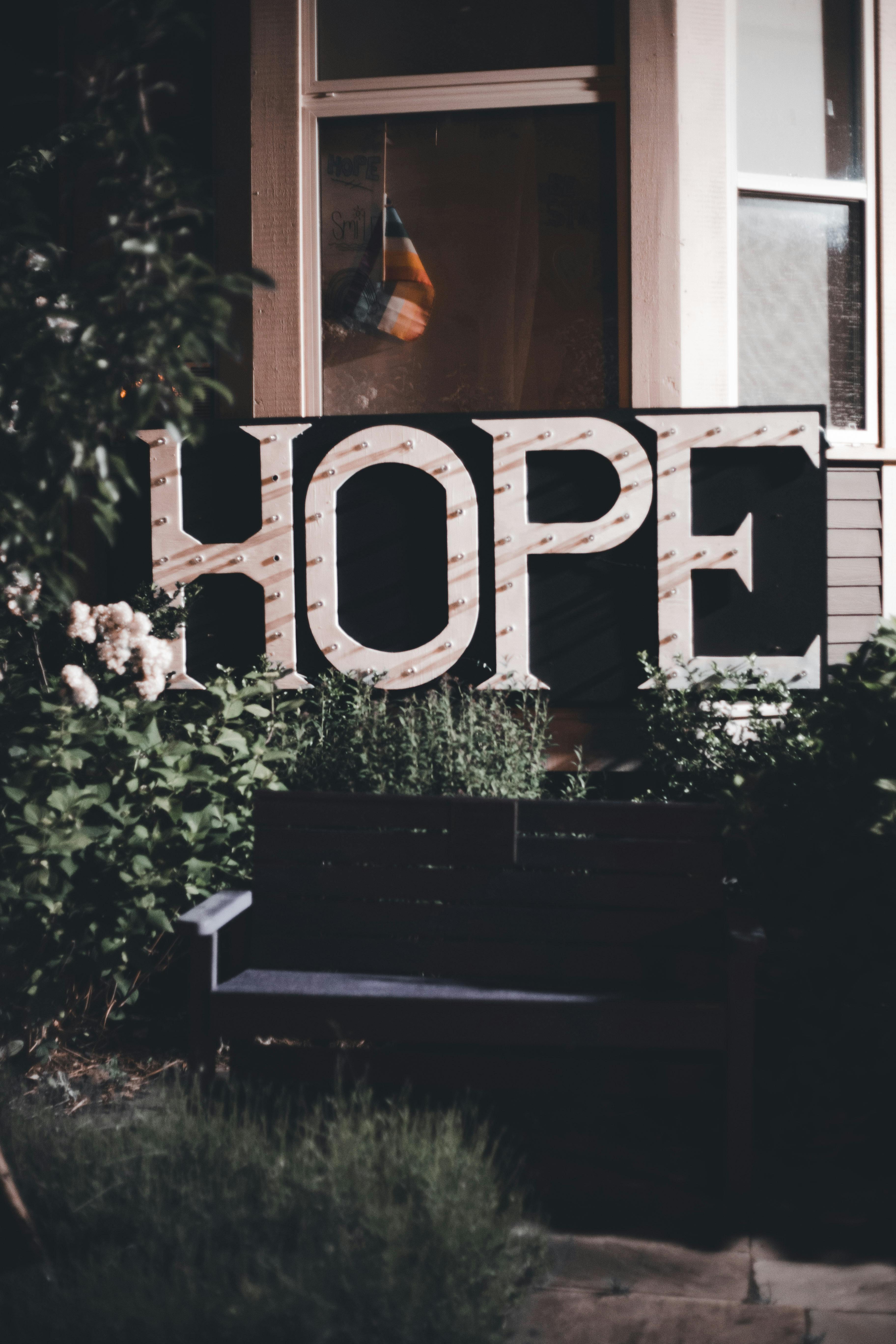 Photo by Erik Mclean - https://www.pexels.com/@introspectivedsgn