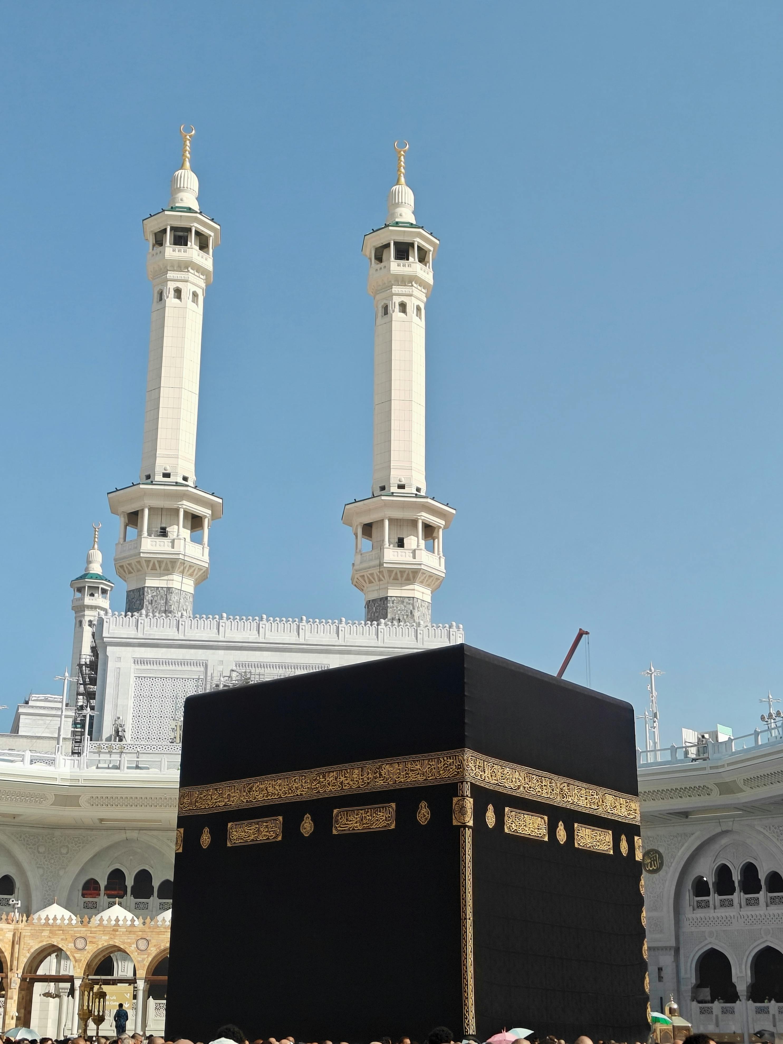 Photo by Fahad Puthawala - https://www.pexels.com/@fahadputhawala