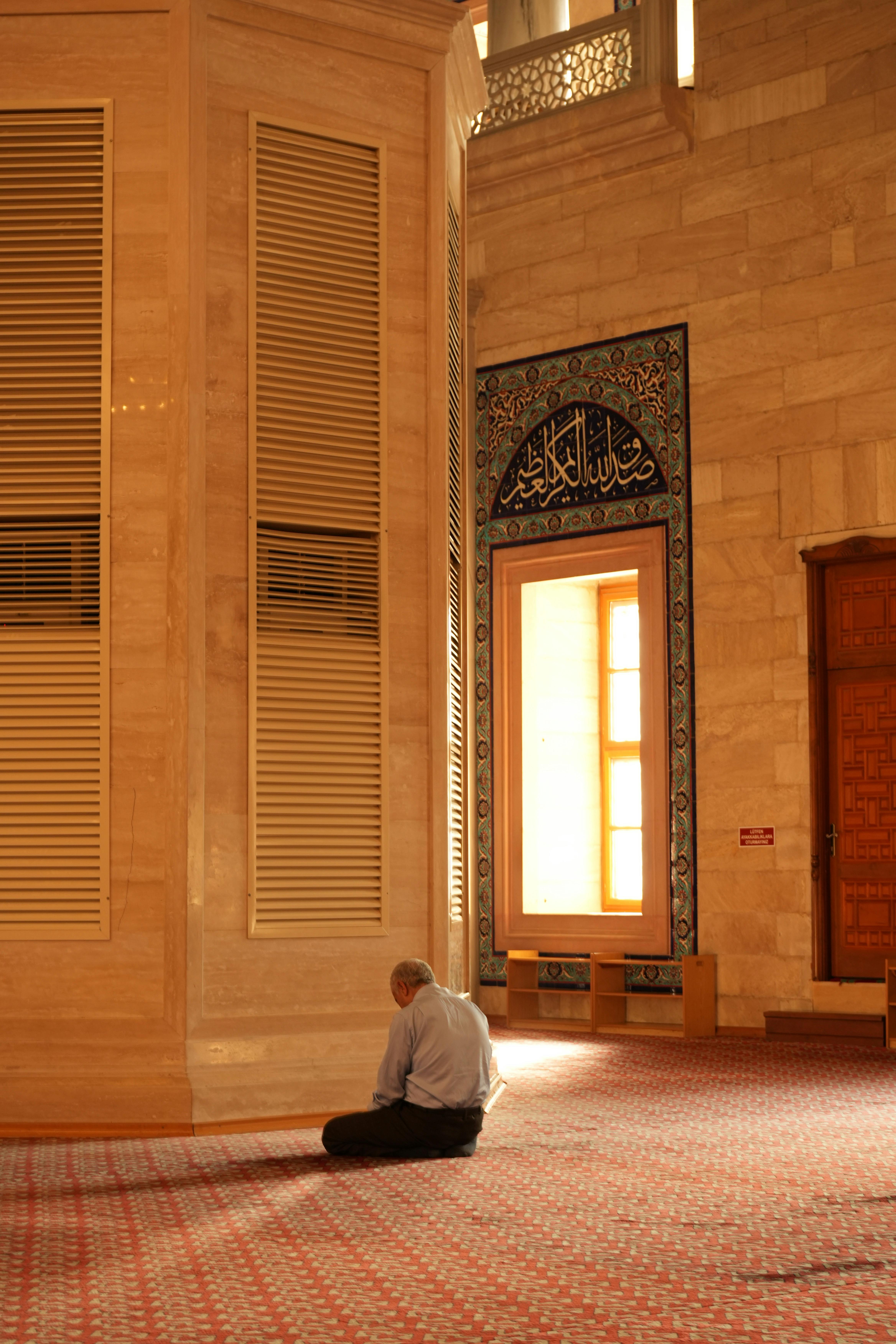 Photo by Kader Azra Namuslu - https://www.pexels.com/@kadernamuslu