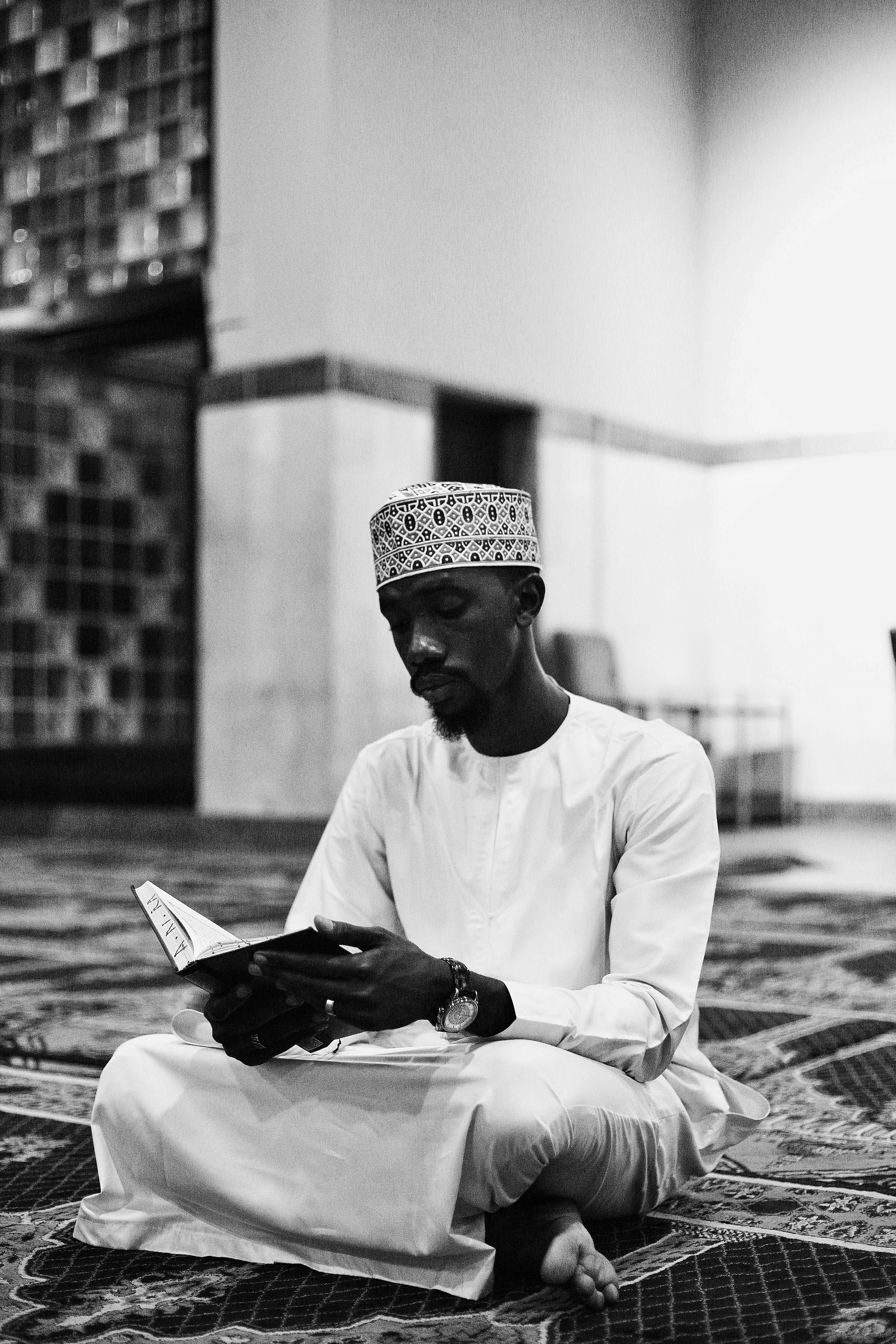 Photo by Muhammad-Taha Ibrahim - https://www.pexels.com/@planeteelevene