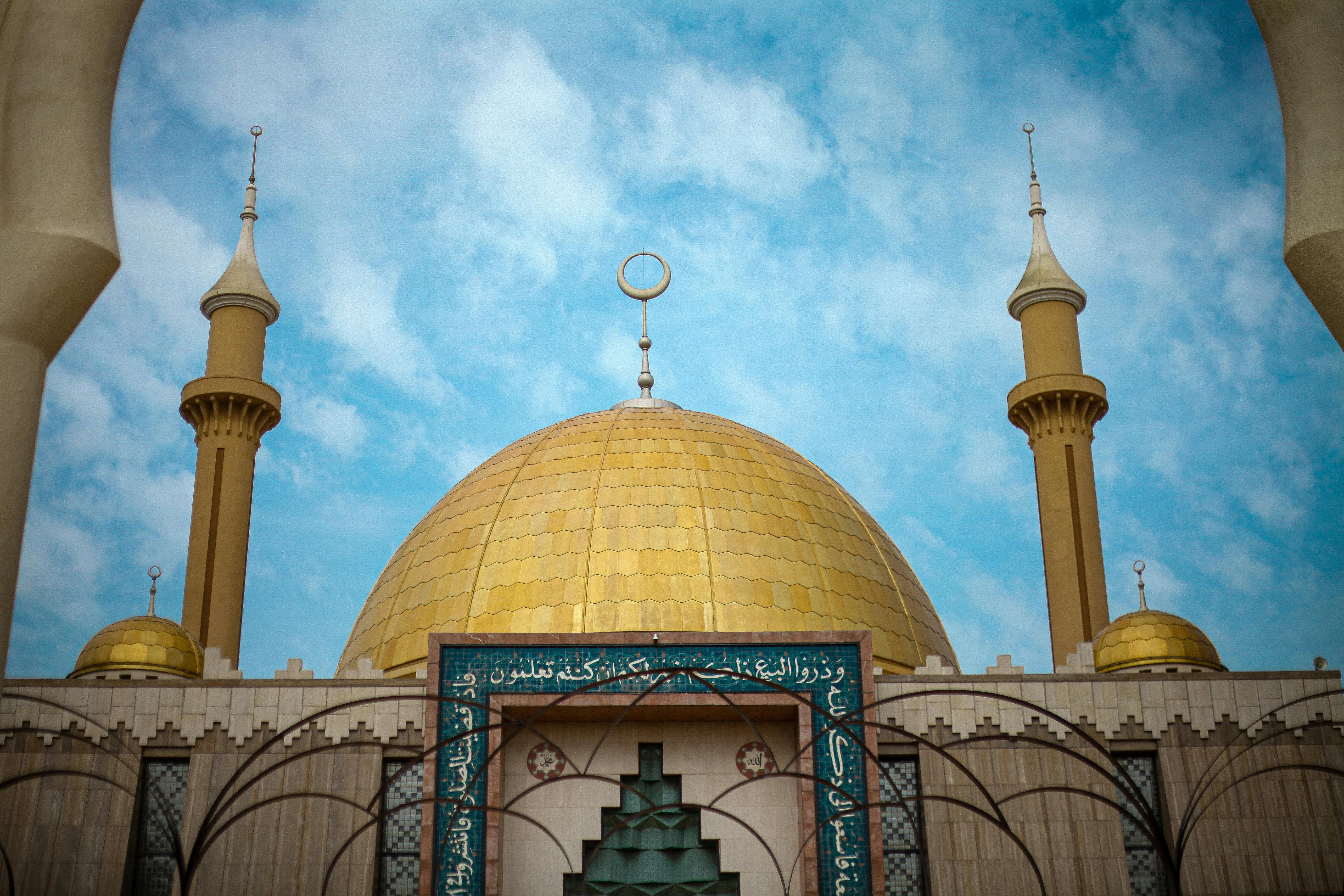 Photo by Umar Faruq - https://www.pexels.com/@umar-faruq-1662051319