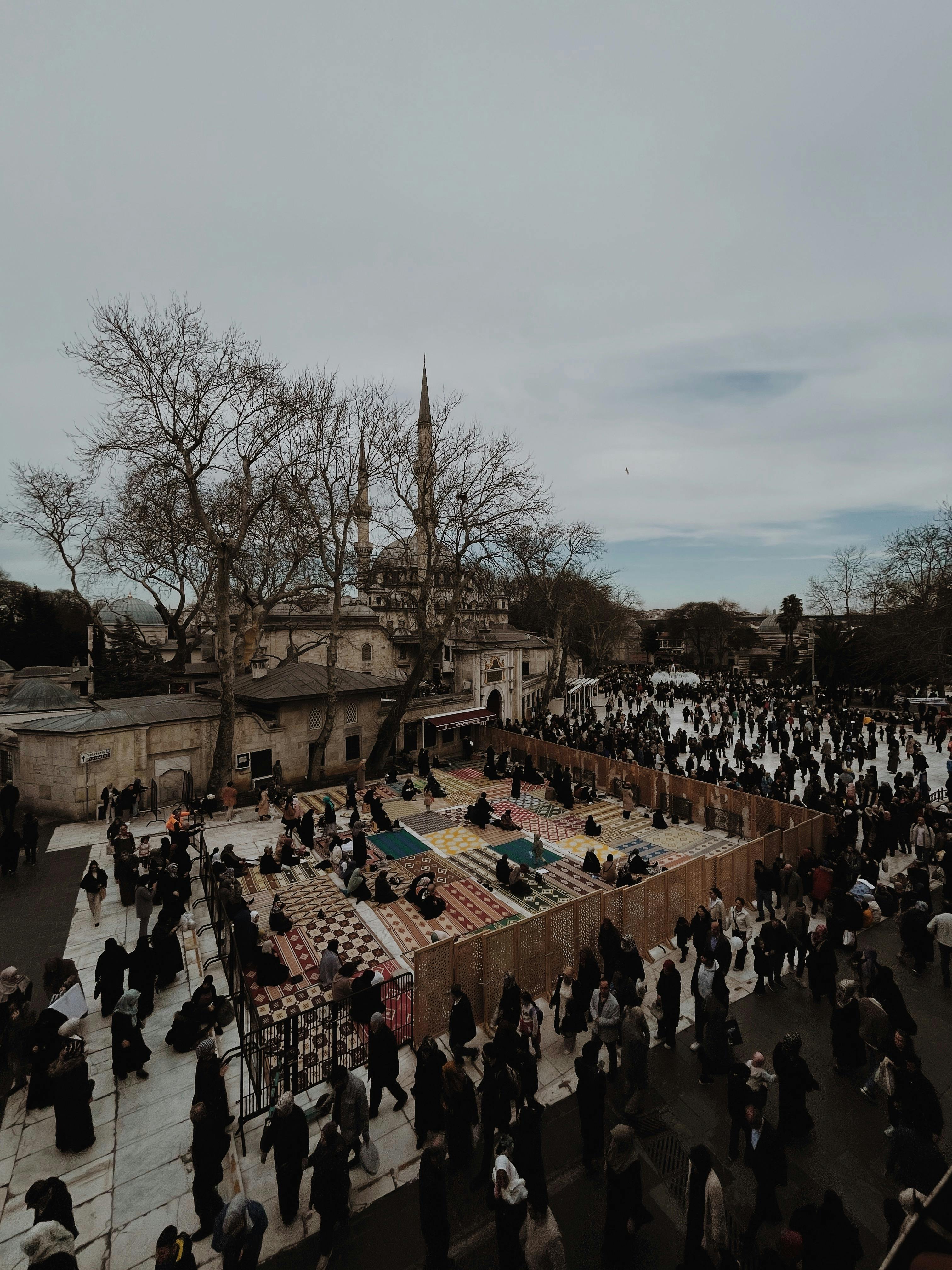 Photo by Leo Arslan - https://www.pexels.com/@humanistagram