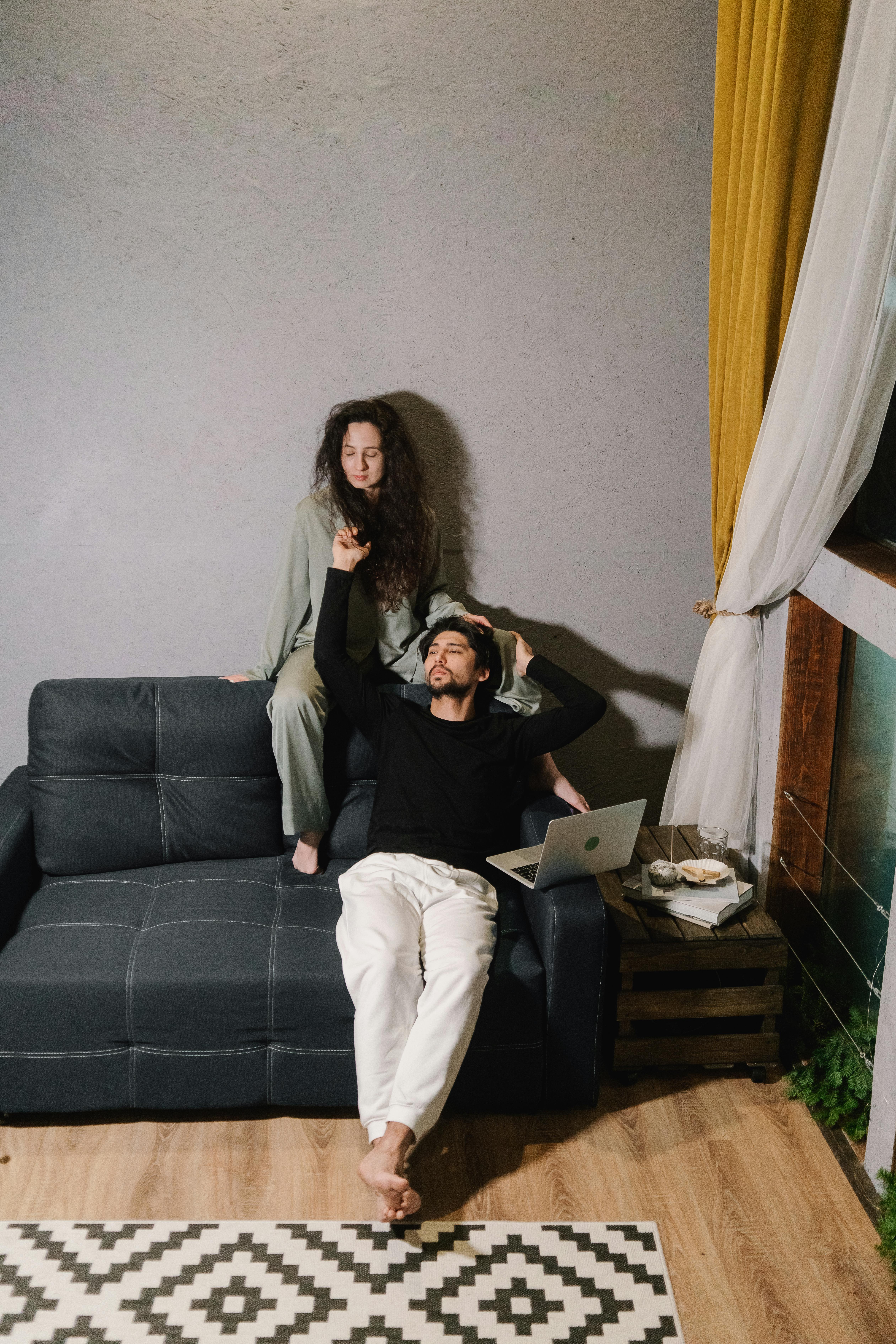 Photo by Mikhail Nilov - https://www.pexels.com/@mikhail-nilov