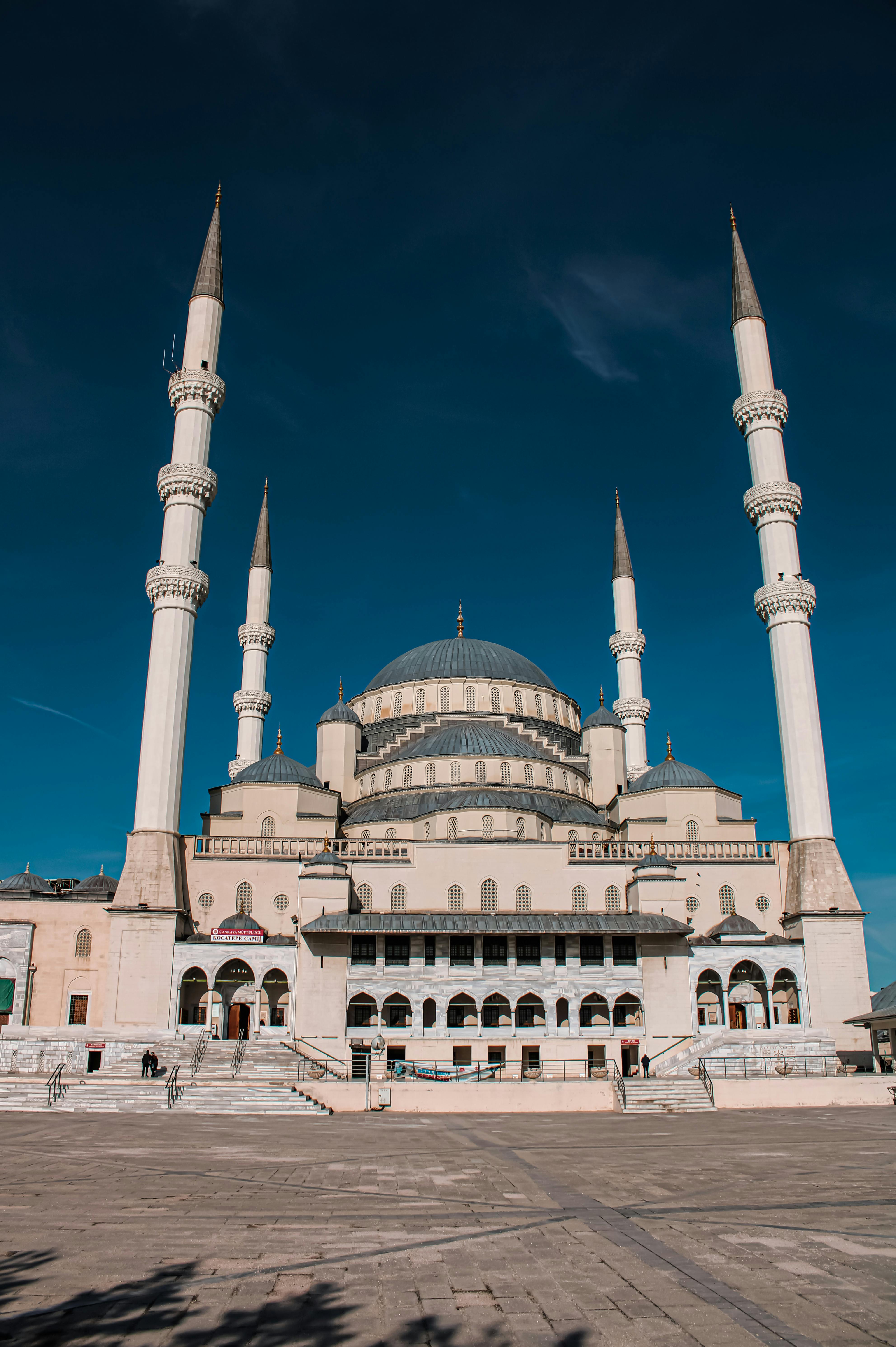 Photo by feslegenli rotalar - https://www.pexels.com/@feslegenli-rotalar-504254749