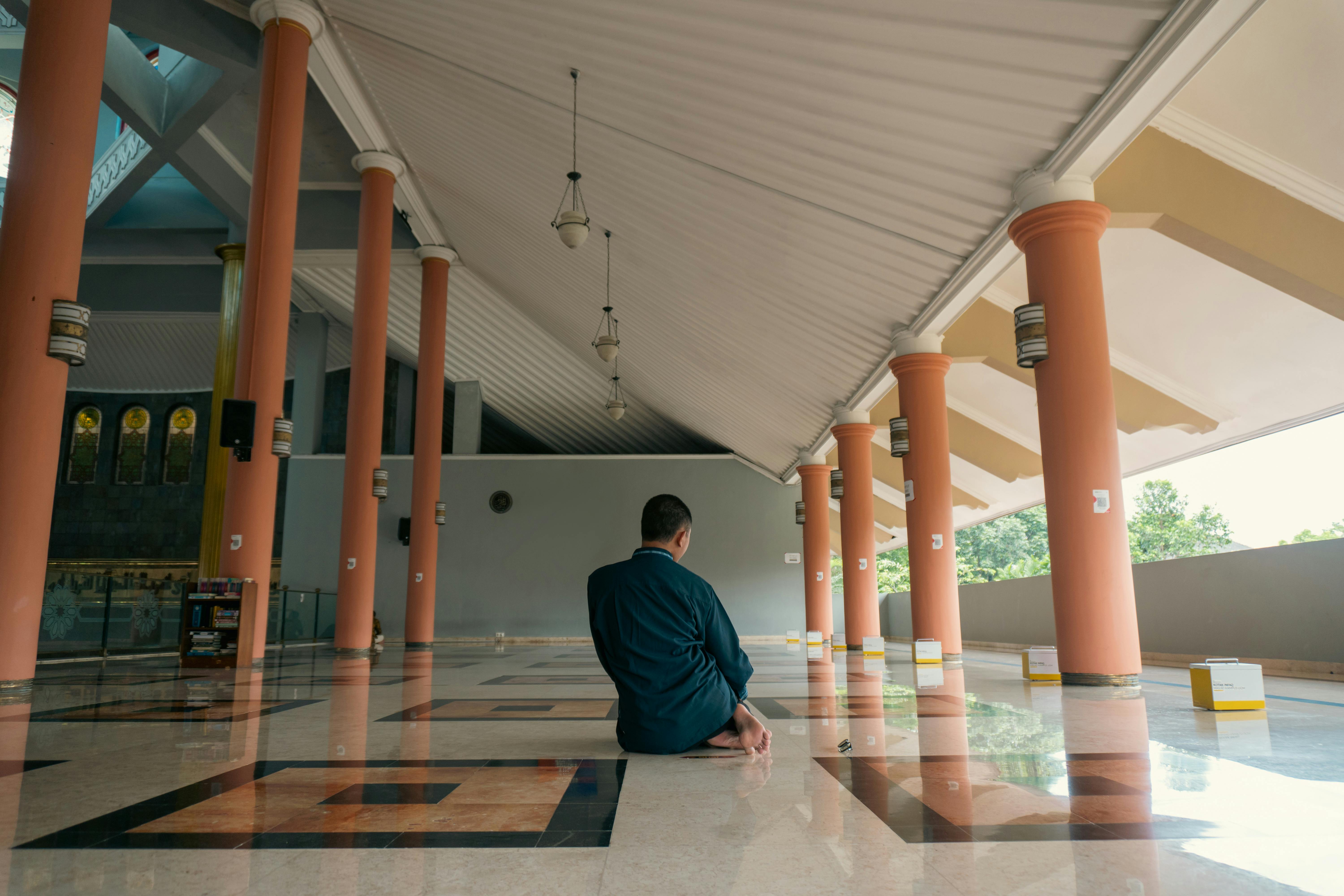 Photo by Yazid N - https://www.pexels.com/@mzynasx