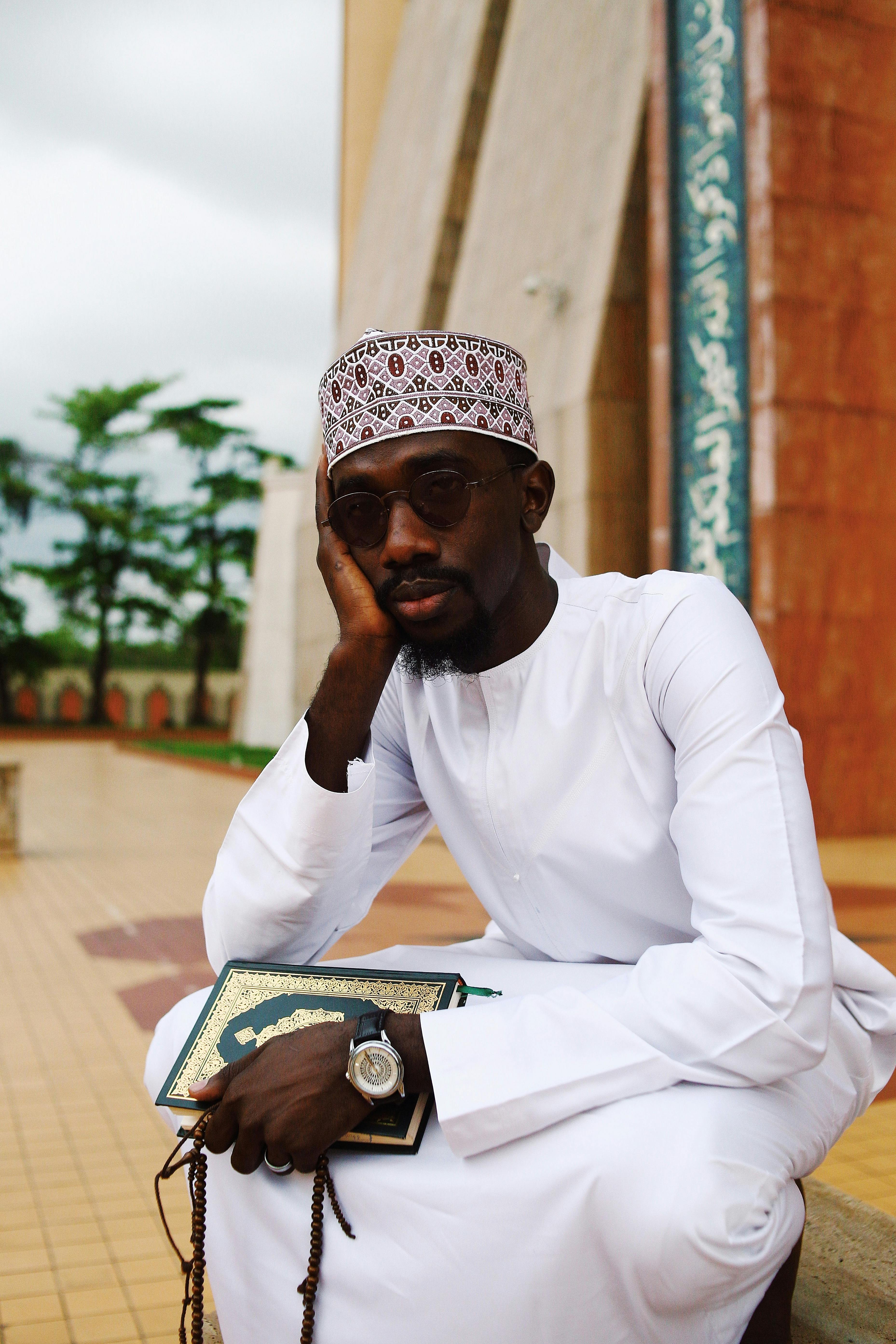 Photo by Muhammad-Taha Ibrahim - https://www.pexels.com/@planeteelevene