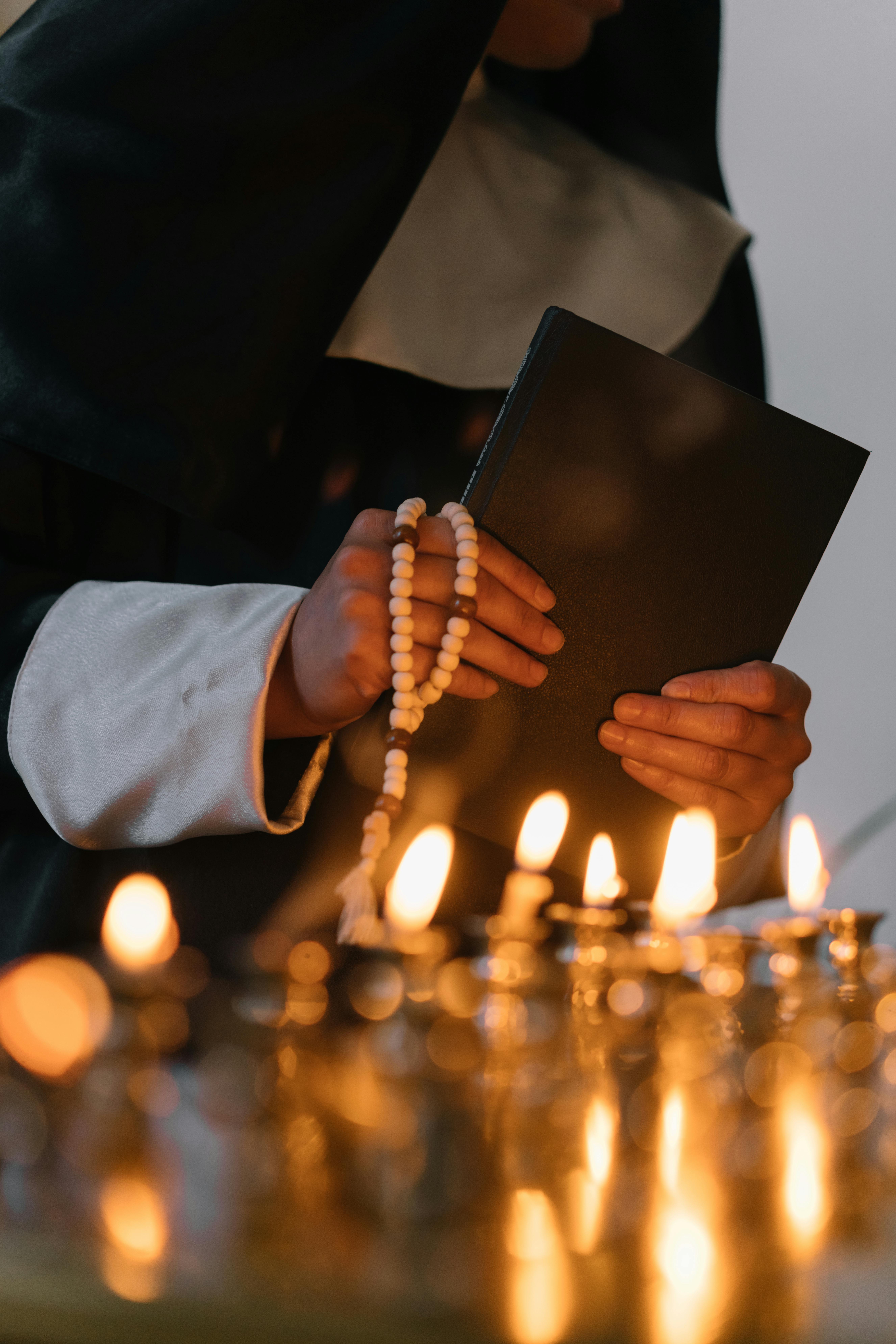 Photo by Mikhail Nilov - https://www.pexels.com/@mikhail-nilov