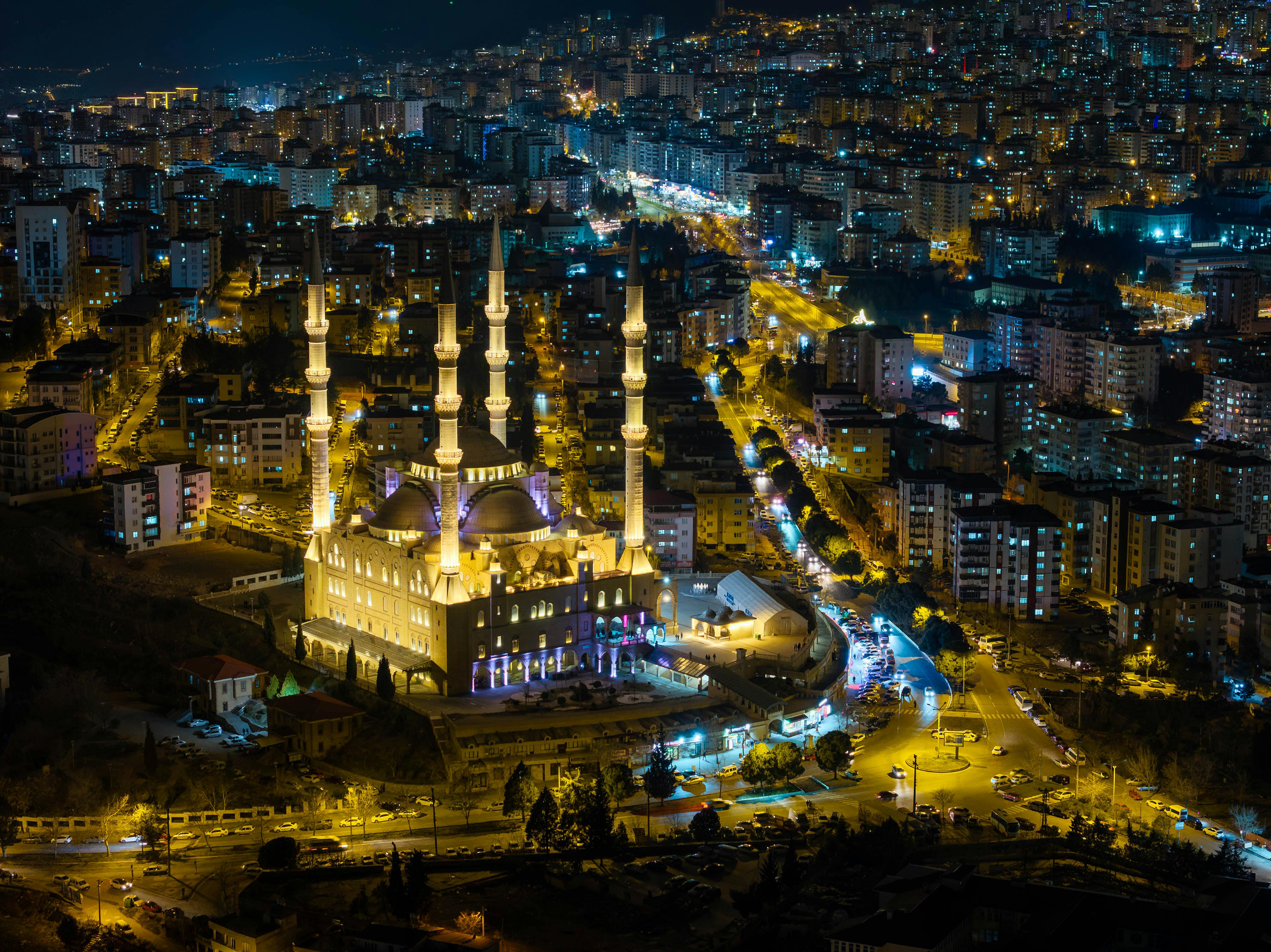 Photo by Ömer Furkan Yakar - https://www.pexels.com/@omer-furkan-yakar-542782865