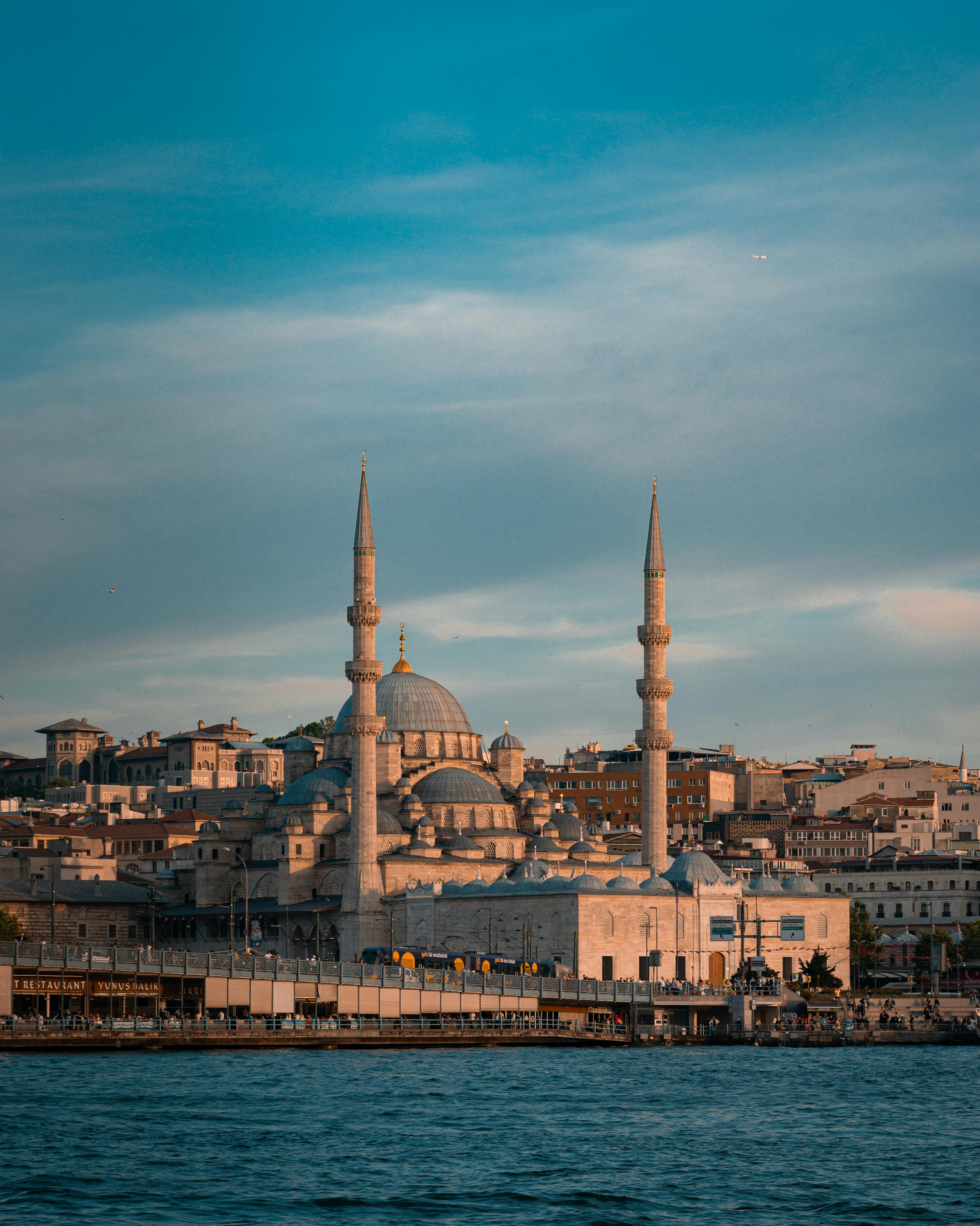 Photo by Yasin Onuş - https://www.pexels.com/@yasin-onus-520099596