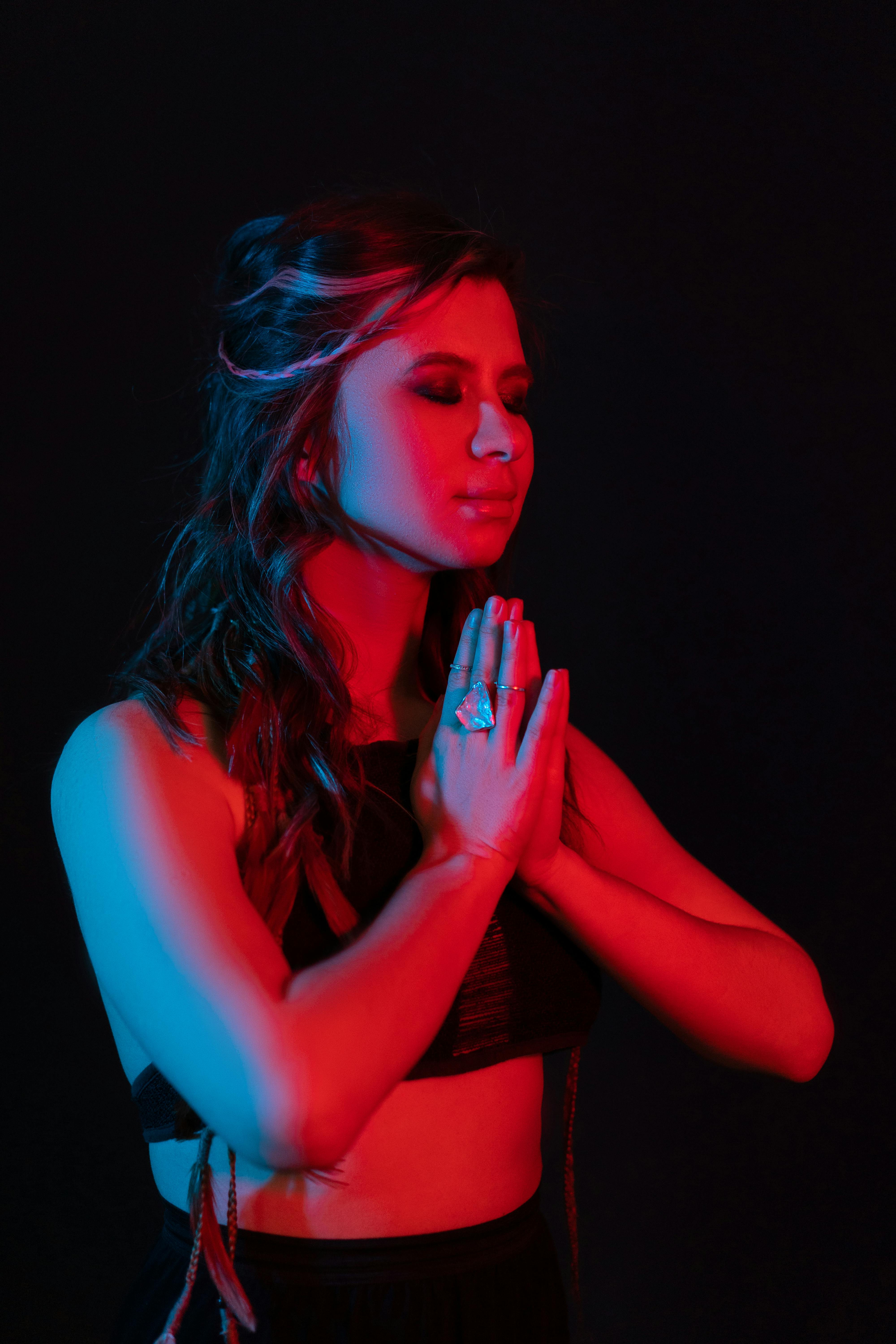 Photo by Mikhail Nilov - https://www.pexels.com/@mikhail-nilov